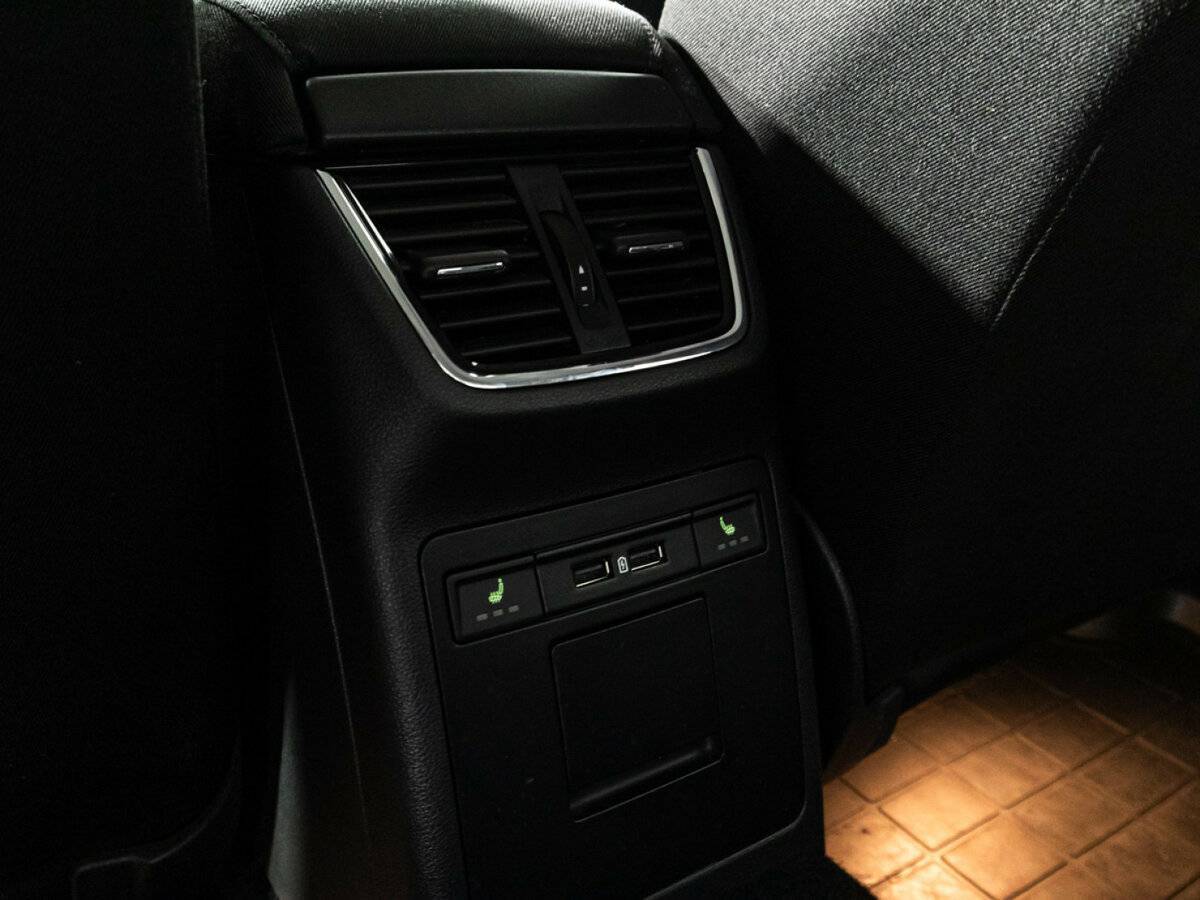Skoda Octavia с пробегом — 2019 год. Фото: #18