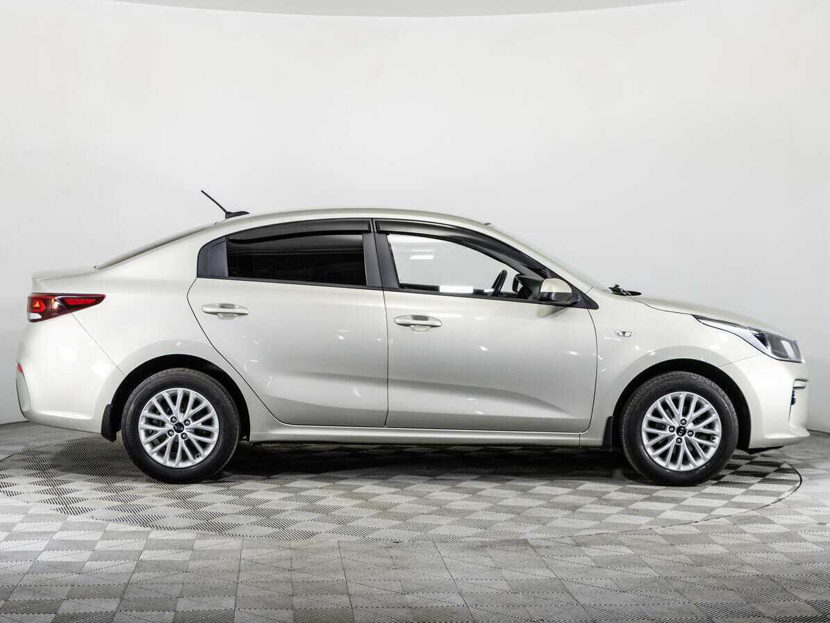 Kia Rio с пробегом — 2019 год. Фото: #3