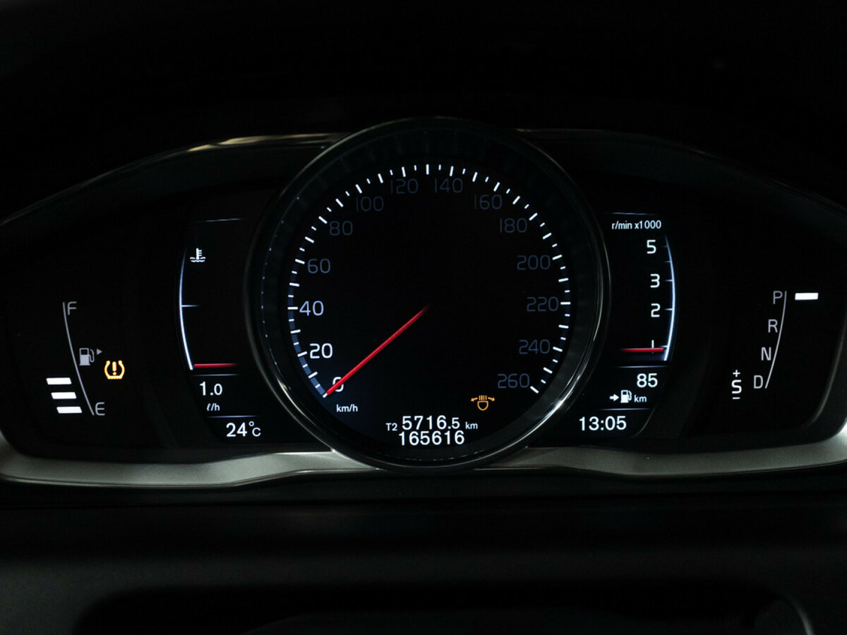 Volvo XC60 с пробегом — 2014 год. Фото: #9