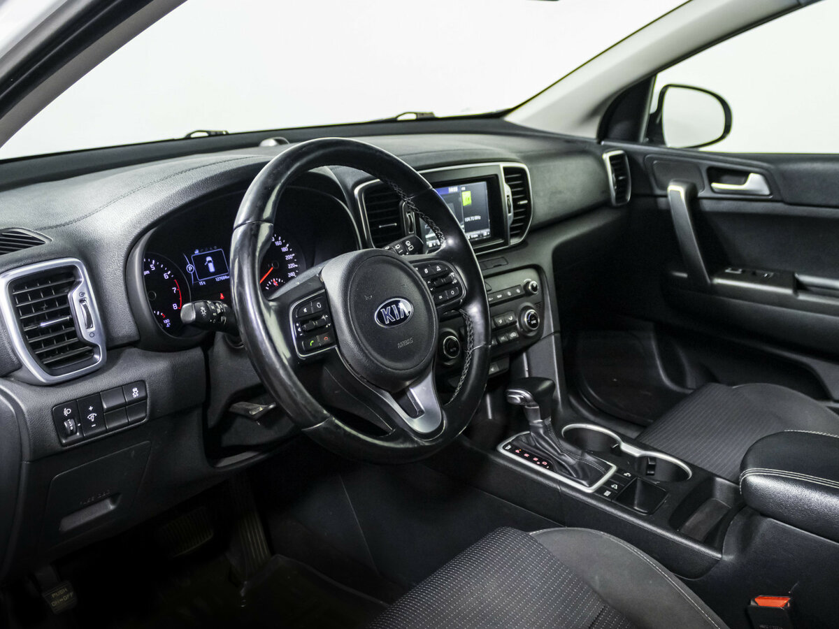 Kia Sportage с пробегом — 2016 год. Фото: #8