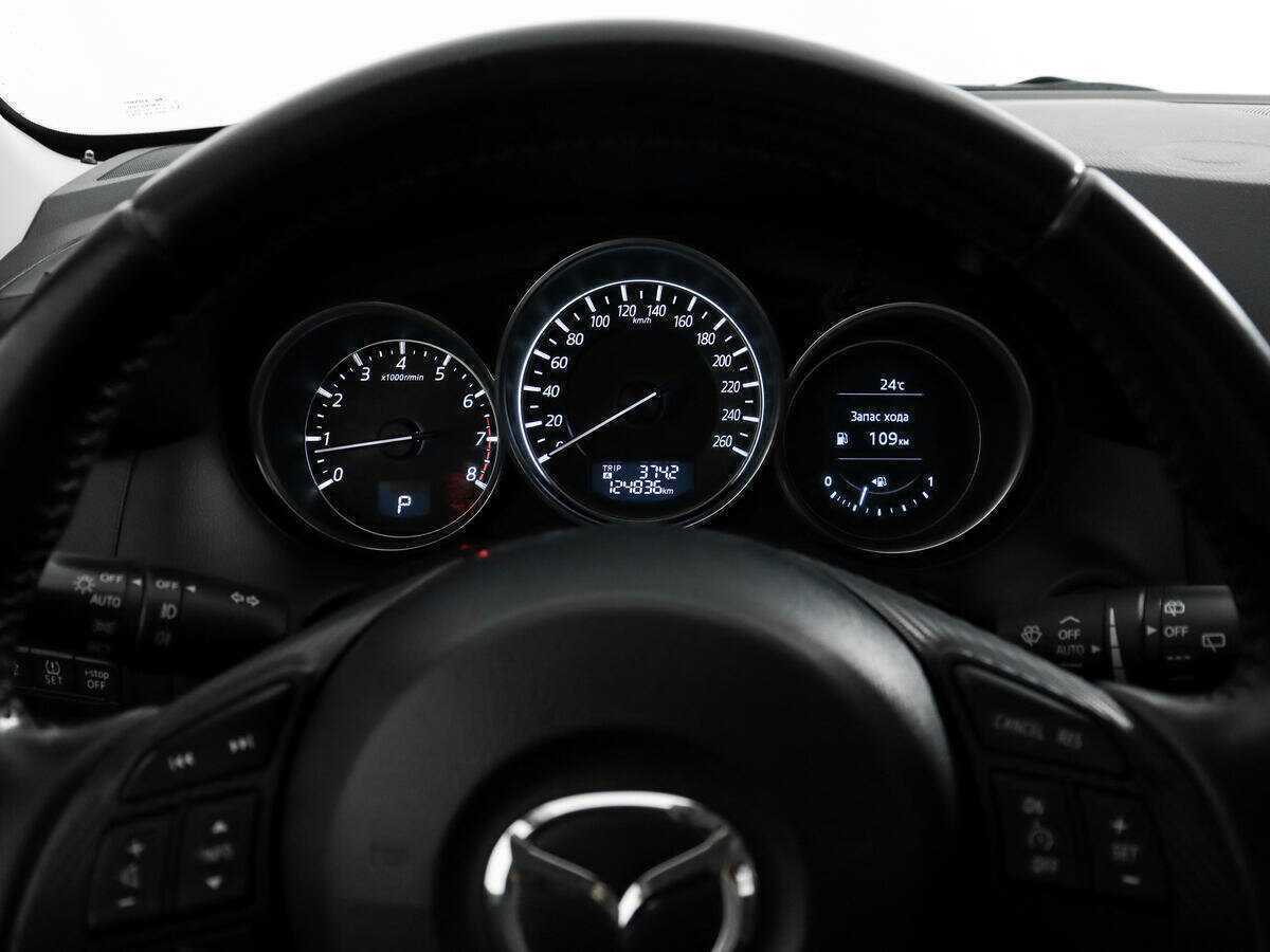 Mazda CX-5 с пробегом — 2015 год. Фото: #17