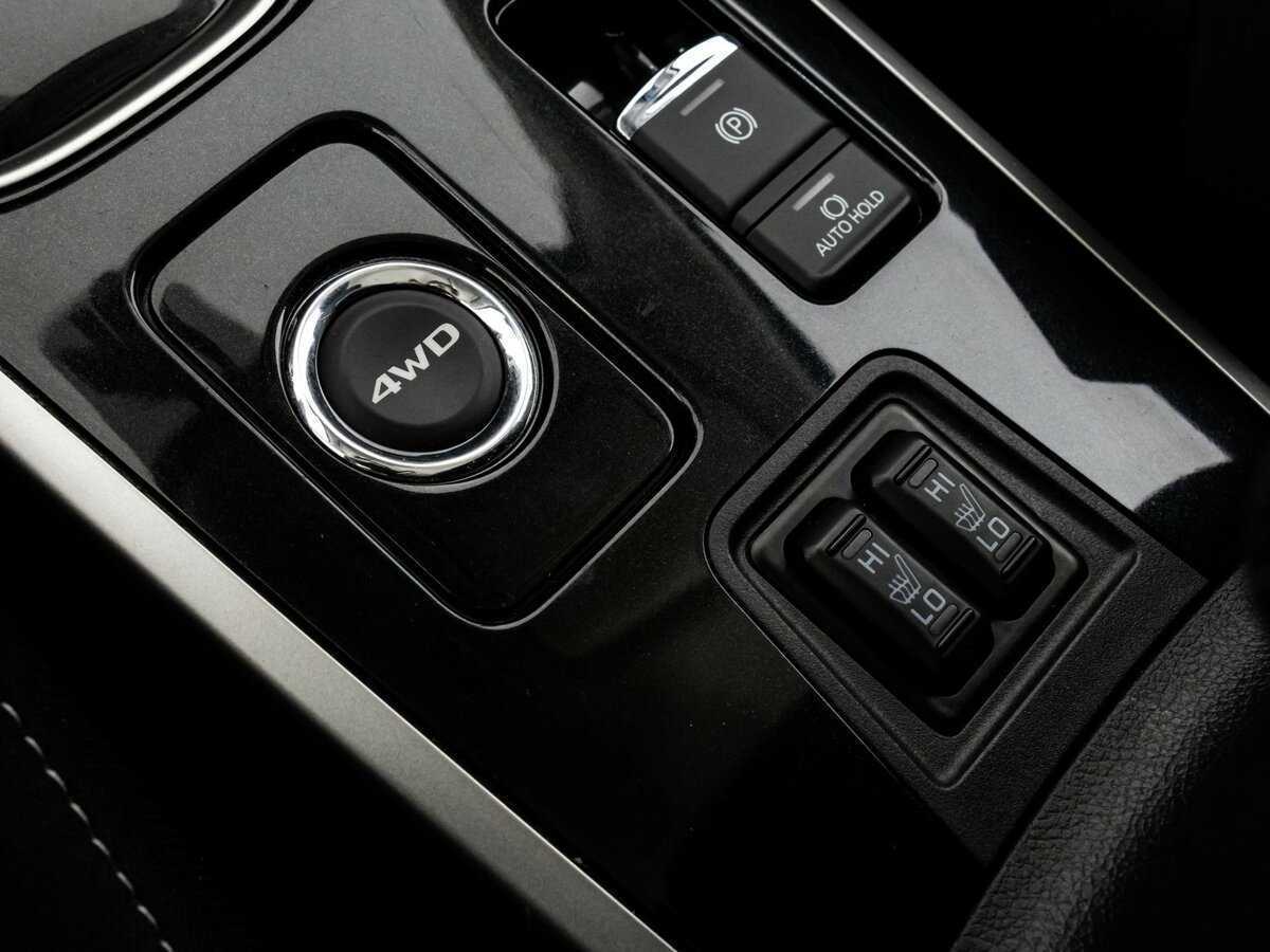 Mitsubishi Outlander с пробегом — 2018 год. Фото: #12