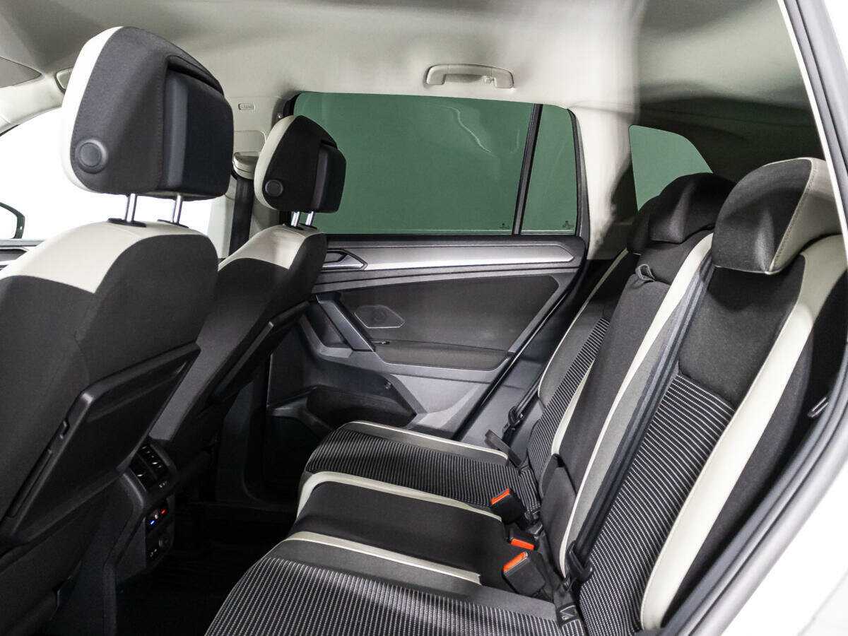 Volkswagen Tiguan с пробегом — 2020 год. Фото: #9