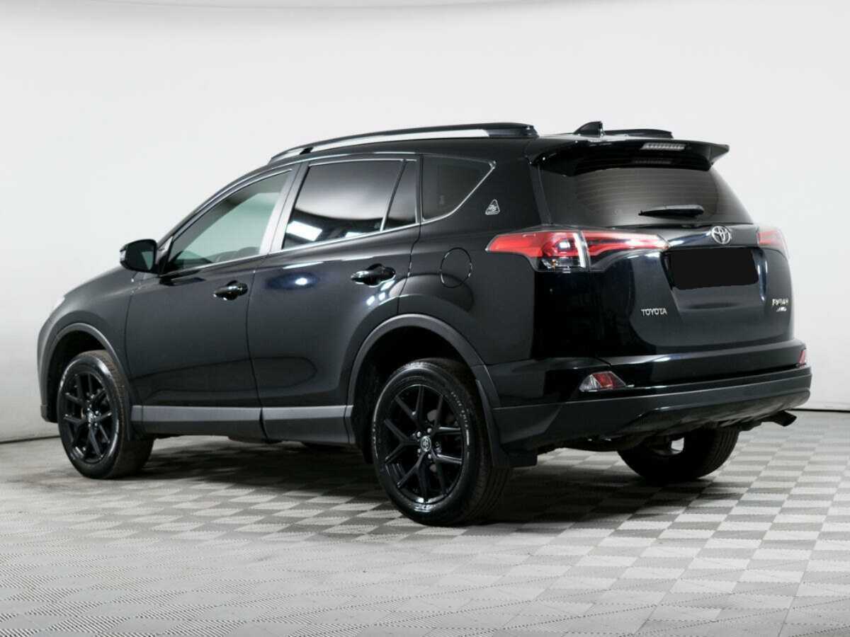 Toyota RAV4 с пробегом — 2019 год. Фото: #6