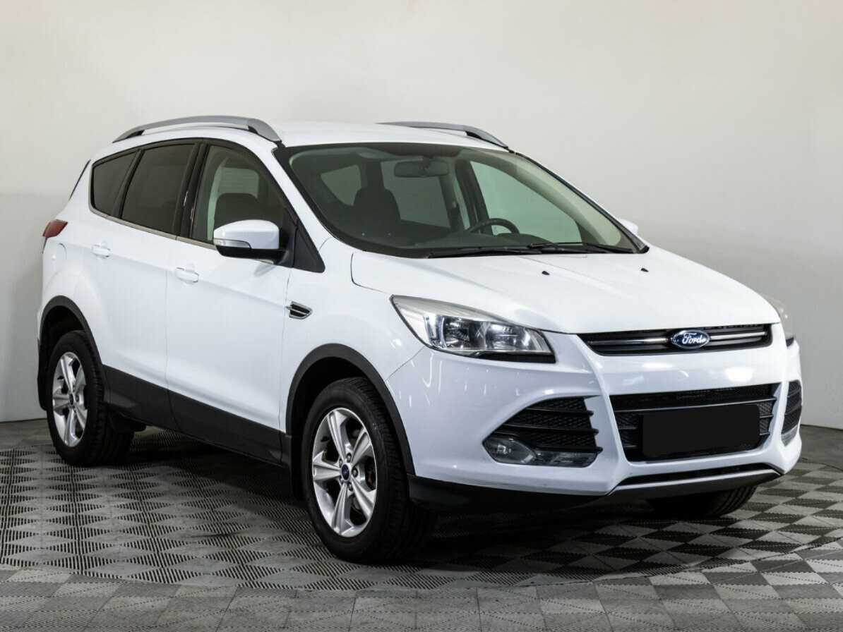 Ford Kuga с пробегом — 2014 год. Фото: #2