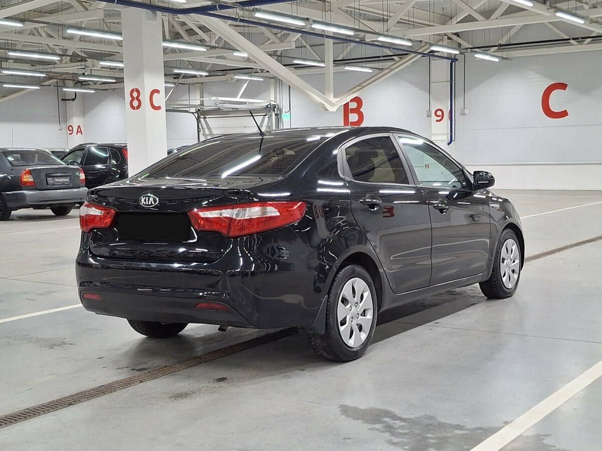 Kia Rio с пробегом — 2014 год. Фото: #4