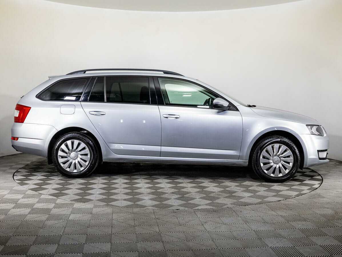 Skoda Octavia с пробегом — 2014 год. Фото: #3