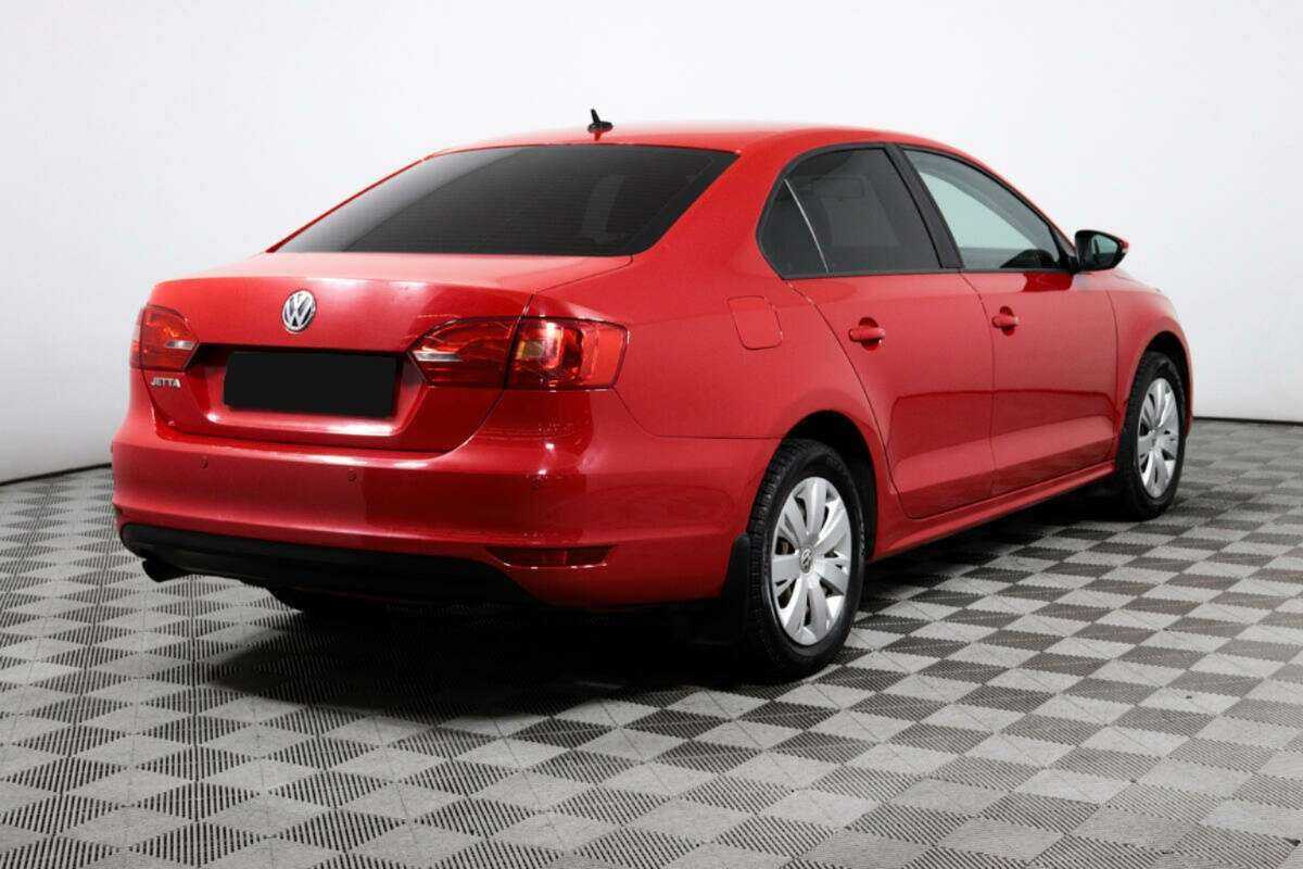 Volkswagen Jetta с пробегом — 2014 год. Фото: #4