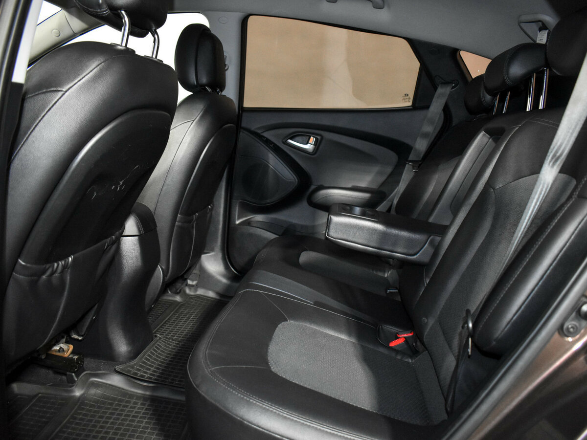 Hyundai ix35 с пробегом — 2013 год. Фото: #8