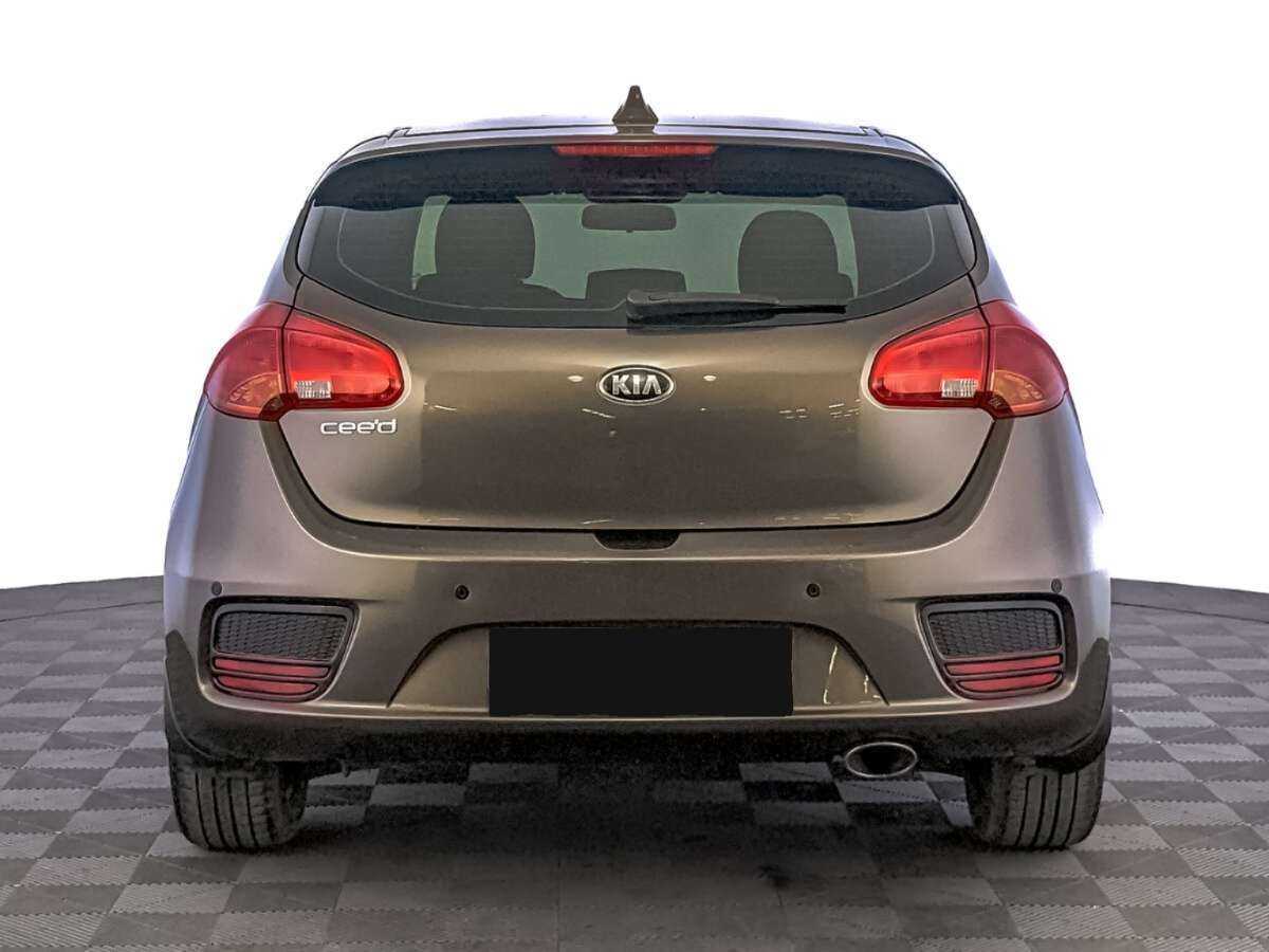 Kia Ceed с пробегом — 2017 год. Фото: #5