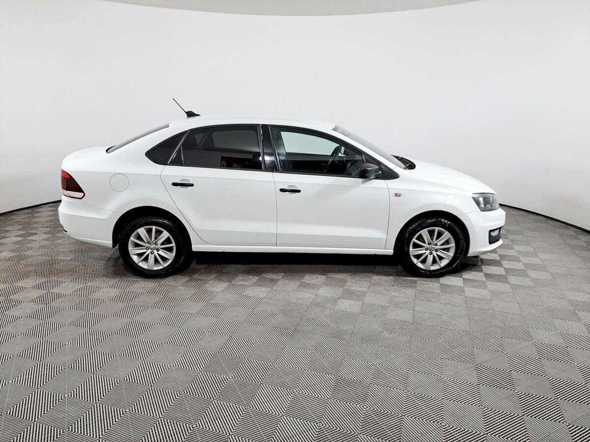 Volkswagen Polo с пробегом — 2019 год. Фото: #3