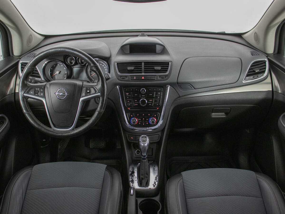 Opel Mokka с пробегом — 2013 год. Фото: #12