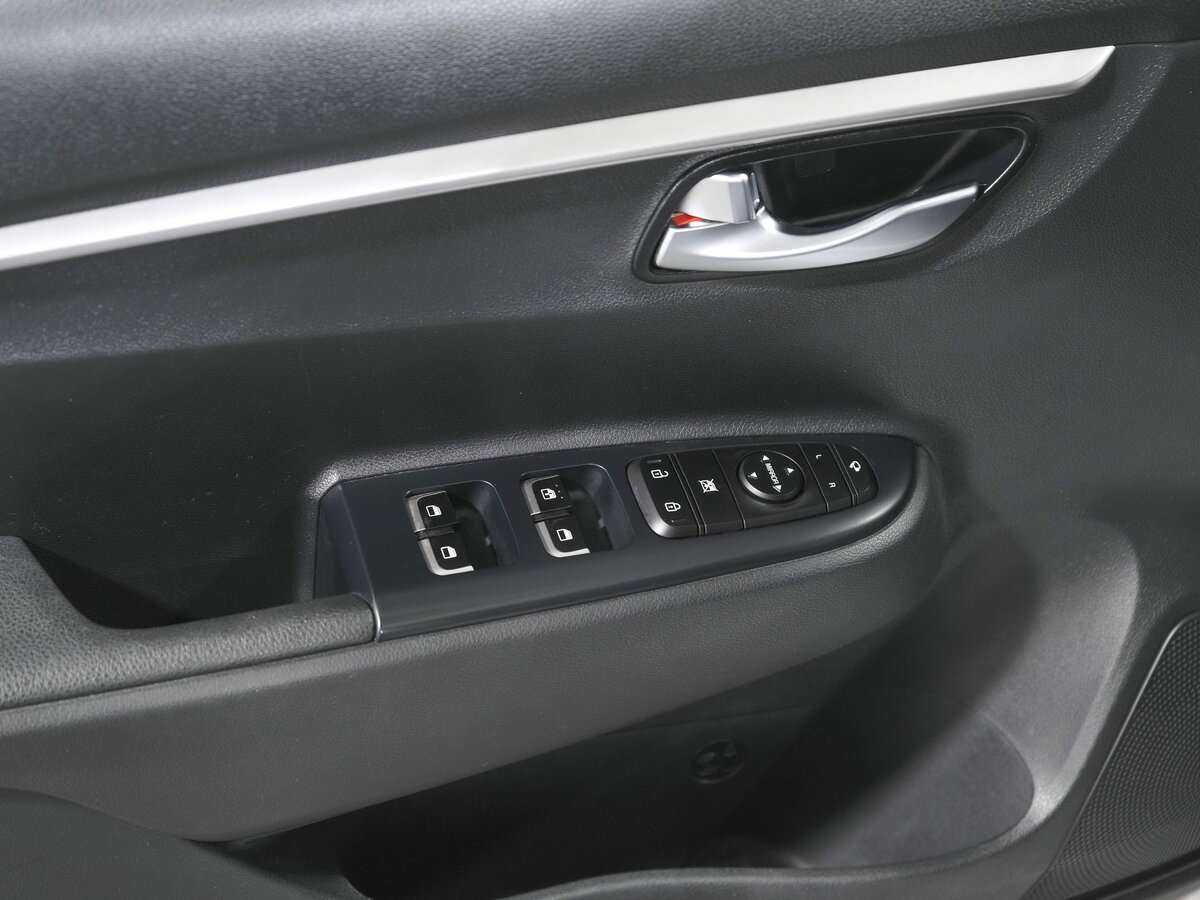 Kia Rio с пробегом — 2020 год. Фото: #16