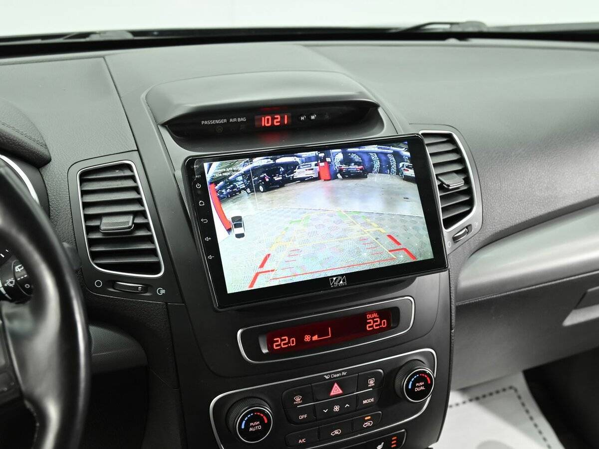 Kia Sorento с пробегом — 2015 год. Фото: #11