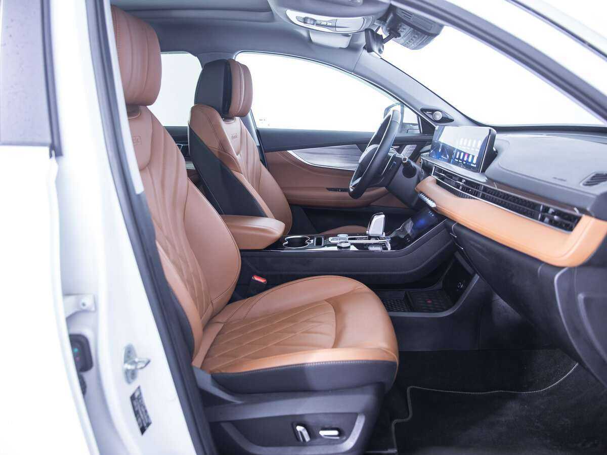 Chery Tiggo 8 Pro Max с пробегом — 2022 год. Фото: #12
