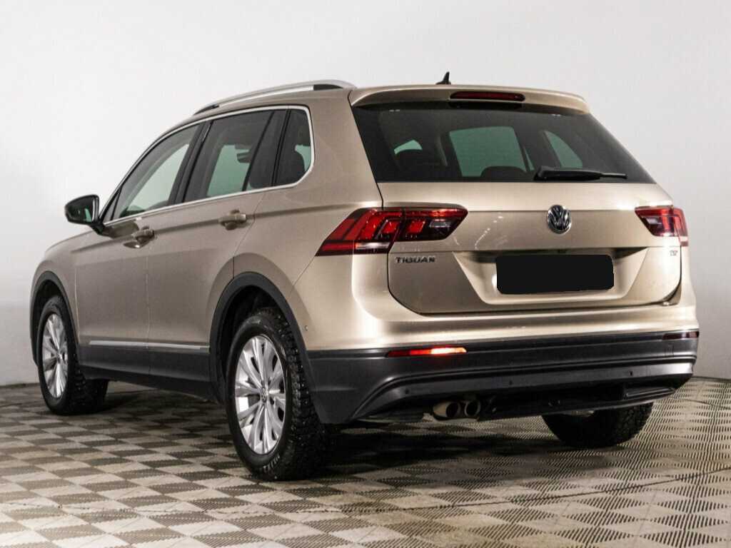 Volkswagen Tiguan с пробегом — 2017 год. Фото: #6