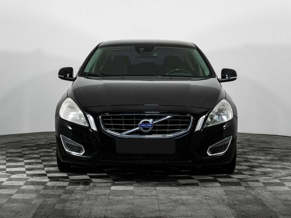 Volvo S60 с пробегом — 2012 год. Фото: #1