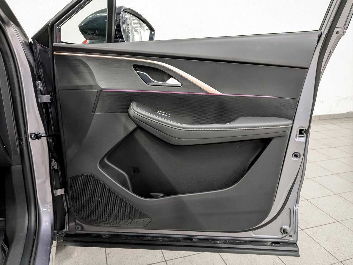 OMODA C5 с пробегом — 2023 год. Фото: #22