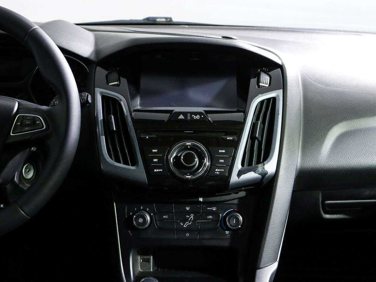 Ford Focus с пробегом — 2017 год. Фото: #12