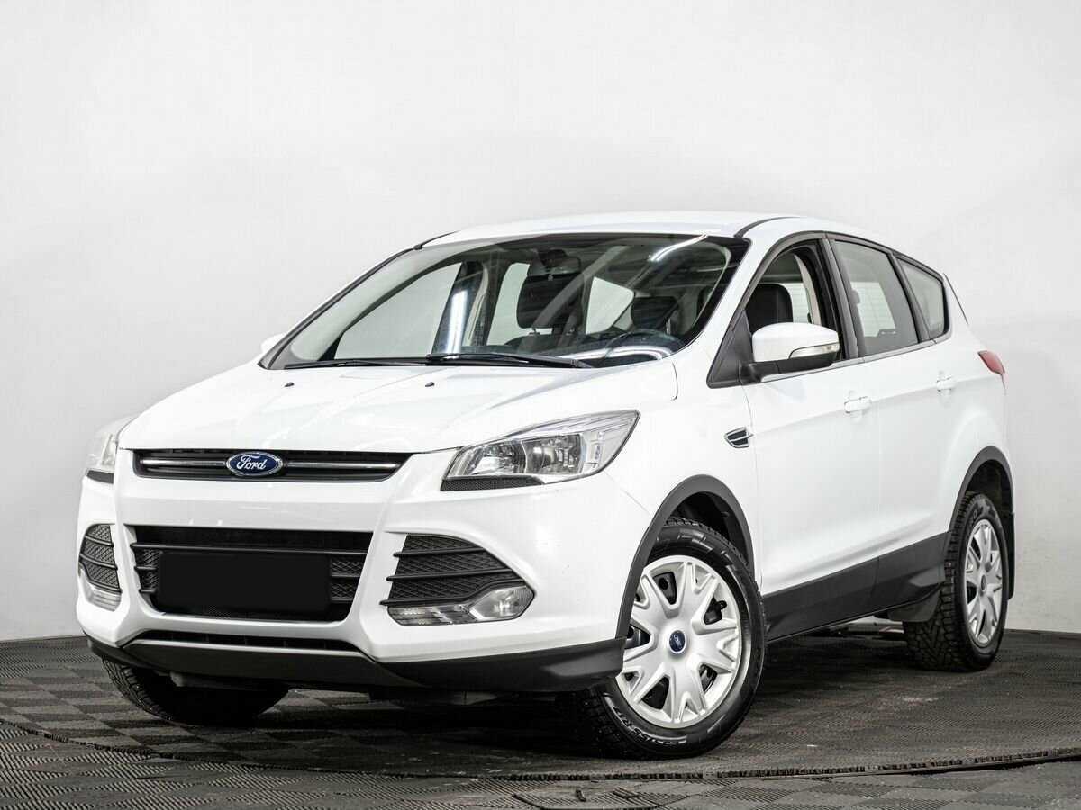 Ford Kuga с пробегом — 2015 год. Фото: #0