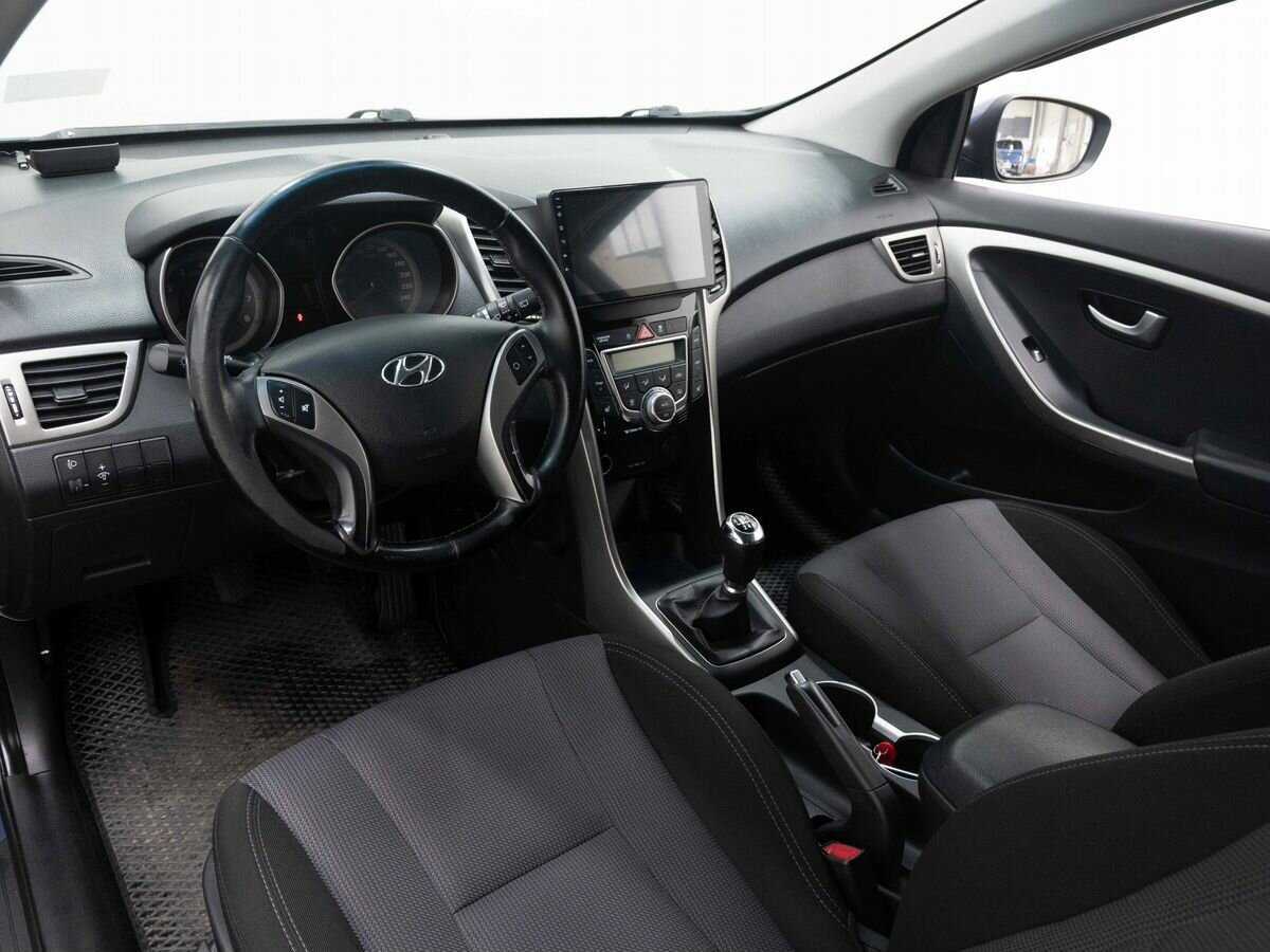 Hyundai i30 с пробегом — 2013 год. Фото: #8