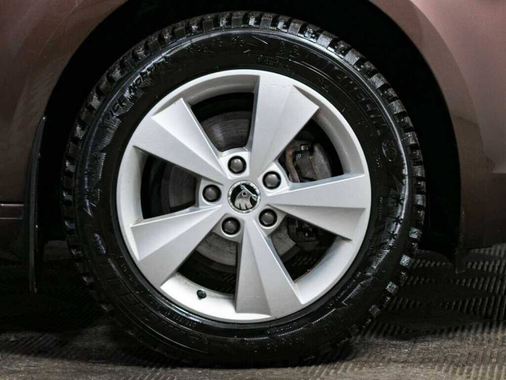 Skoda Octavia с пробегом — 2014 год. Фото: #13