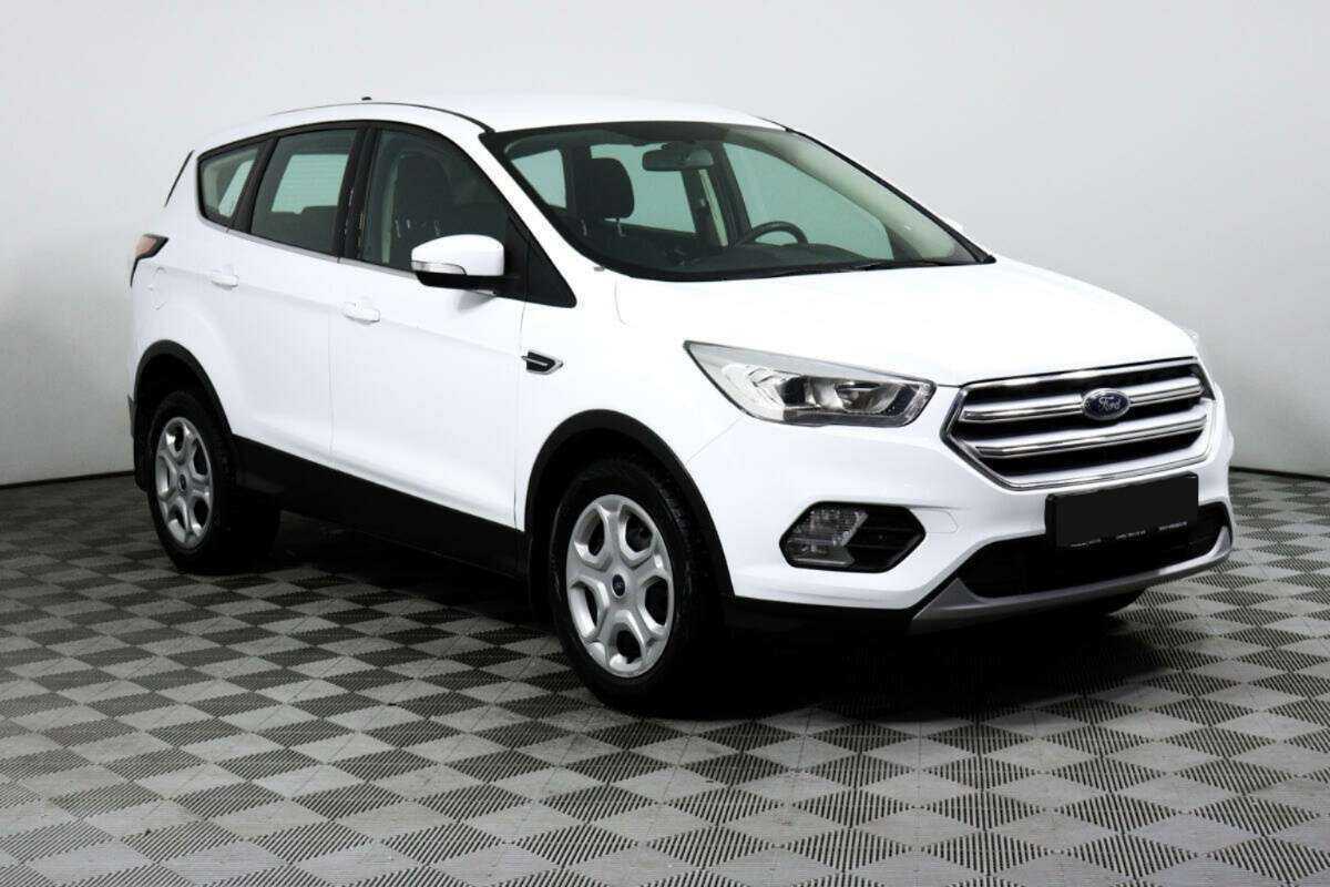 Ford Kuga с пробегом — 2018 год. Фото: #2