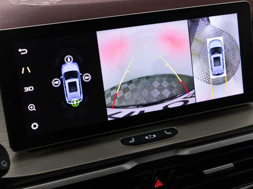 Geely Coolray с пробегом — 2023 год. Фото: #16