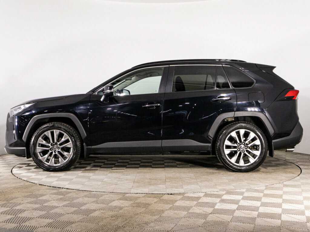 Toyota RAV4 с пробегом — 2020 год. Фото: #7