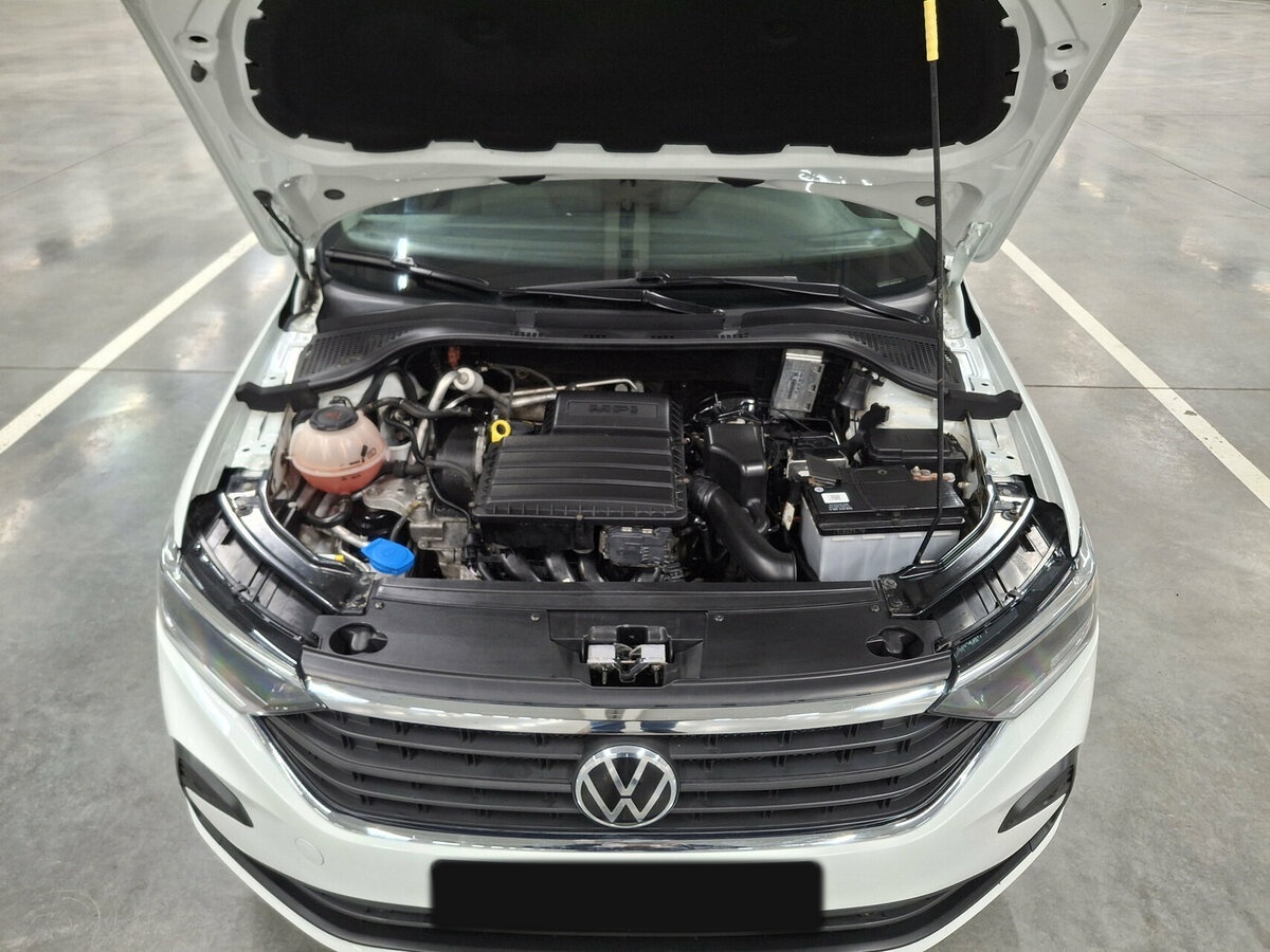 Volkswagen Polo с пробегом — 2021 год. Фото: #8