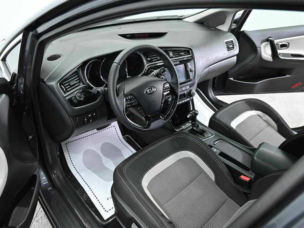 Kia Ceed с пробегом — 2016 год. Фото: #12