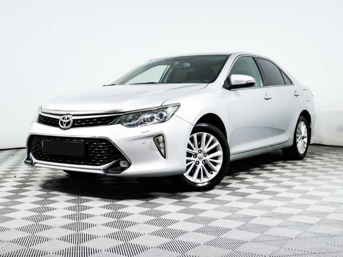 Toyota Camry с пробегом — 2015 год. Посмотреть фото