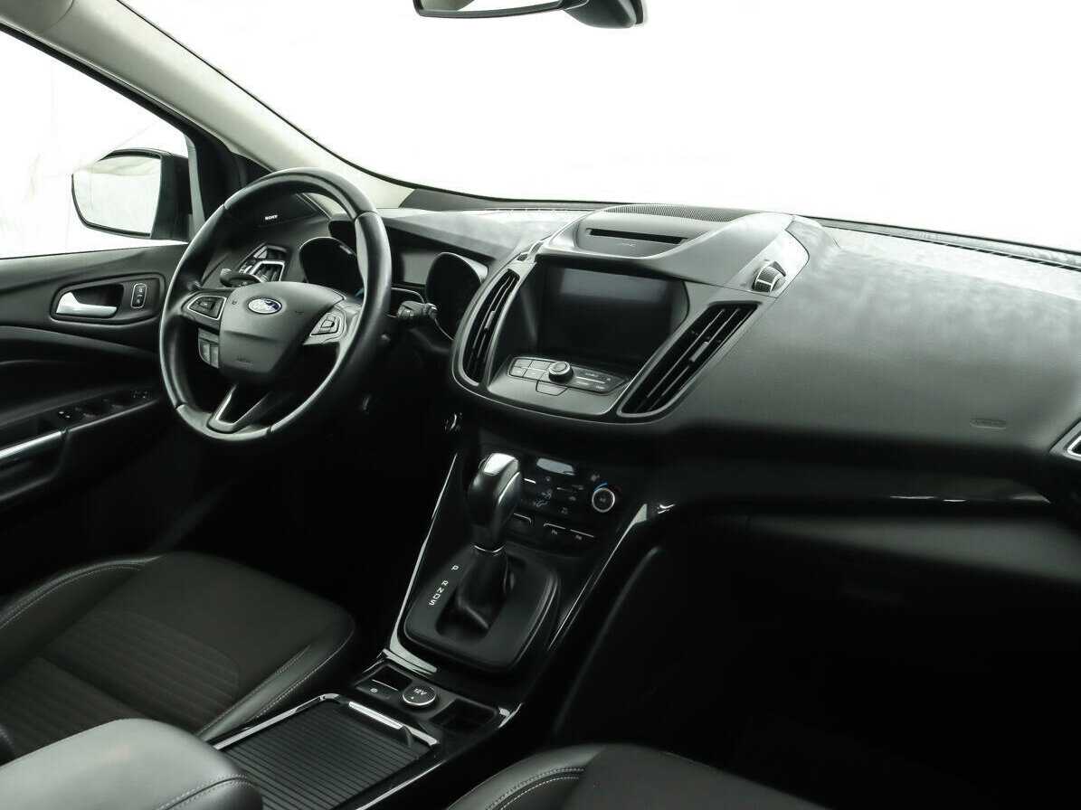 Ford Kuga с пробегом — 2017 год. Фото: #6