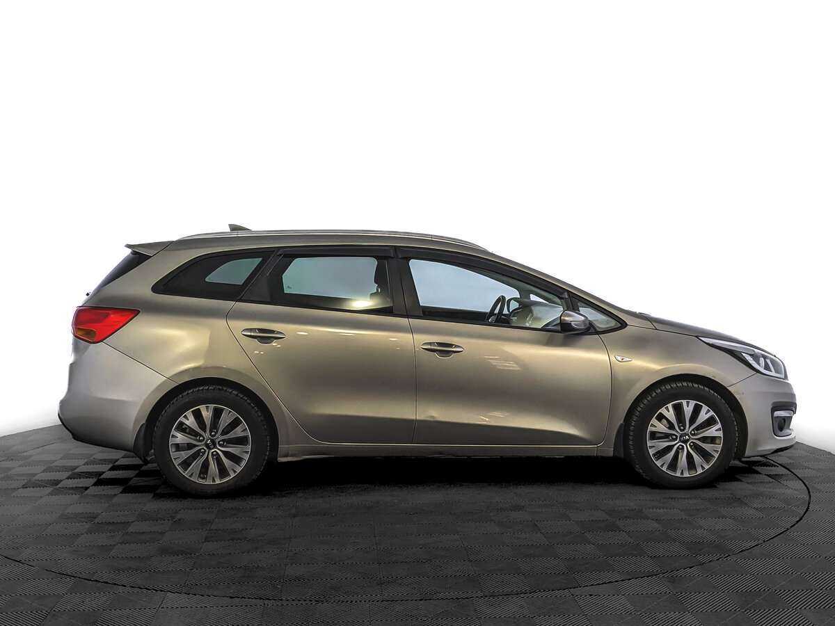Kia Ceed с пробегом — 2017 год. Фото: #3