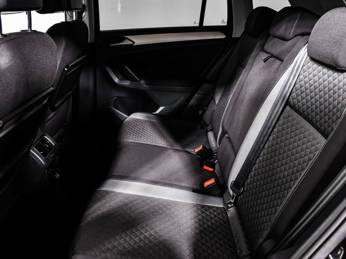 Volkswagen Tiguan с пробегом — 2017 год. Фото: #9