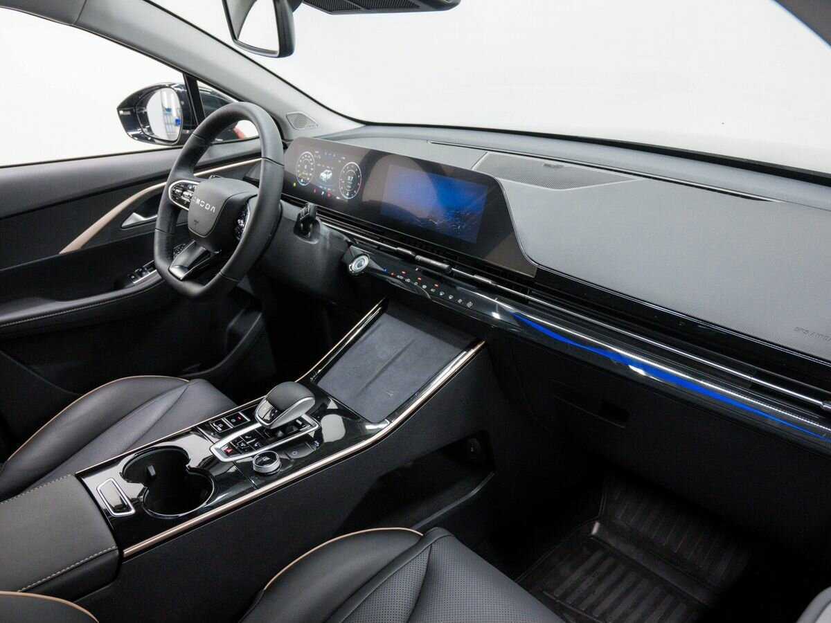 OMODA C5 с пробегом — 2023 год. Фото: #7