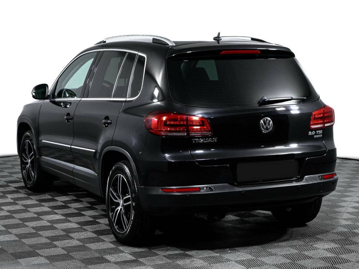 Volkswagen Tiguan с пробегом — 2015 год. Фото: #6
