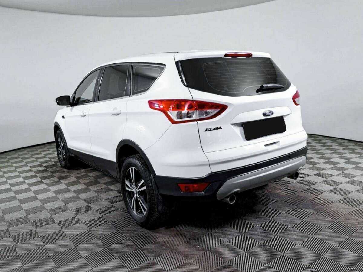 Ford Kuga с пробегом — 2016 год. Фото: #6
