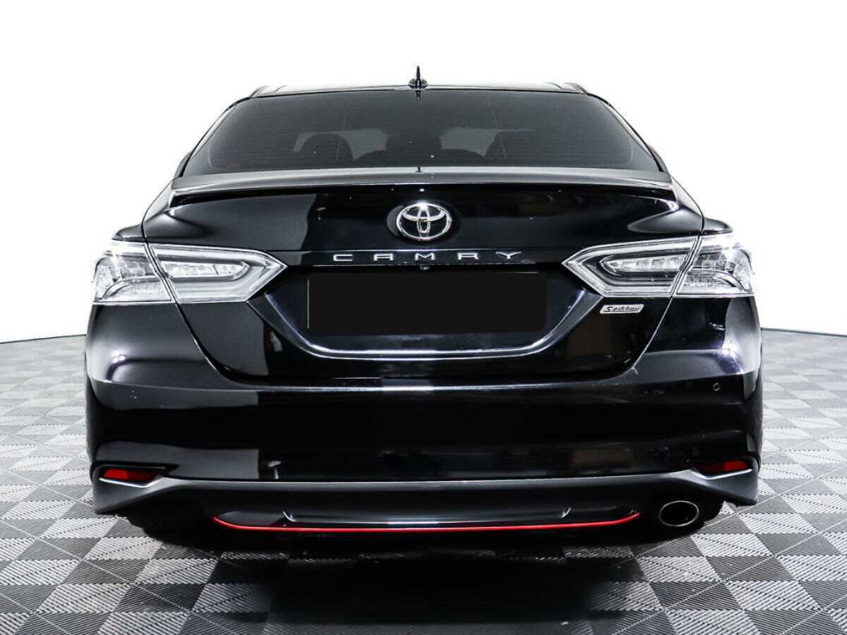 Toyota Camry с пробегом — 2020 год. Фото: #5