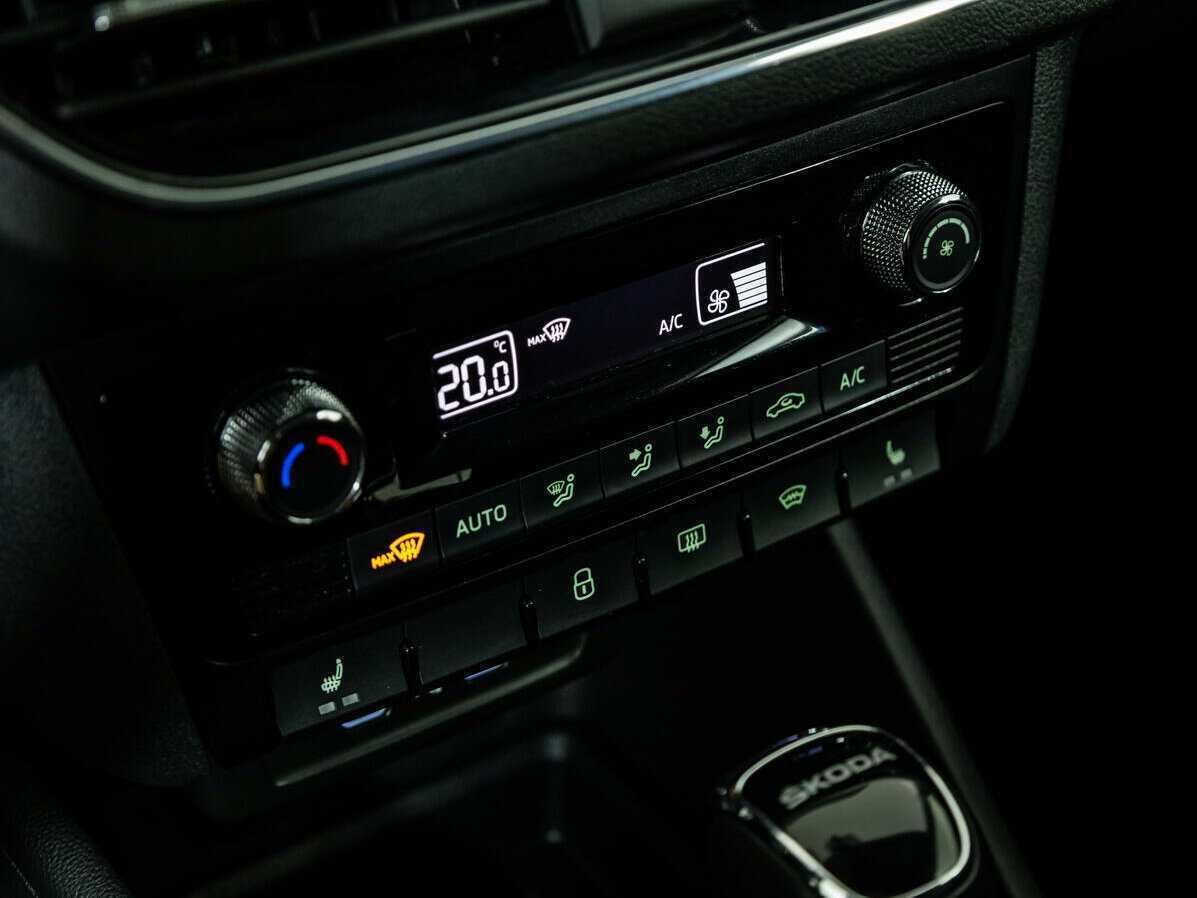 Skoda Rapid с пробегом — 2020 год. Фото: #16