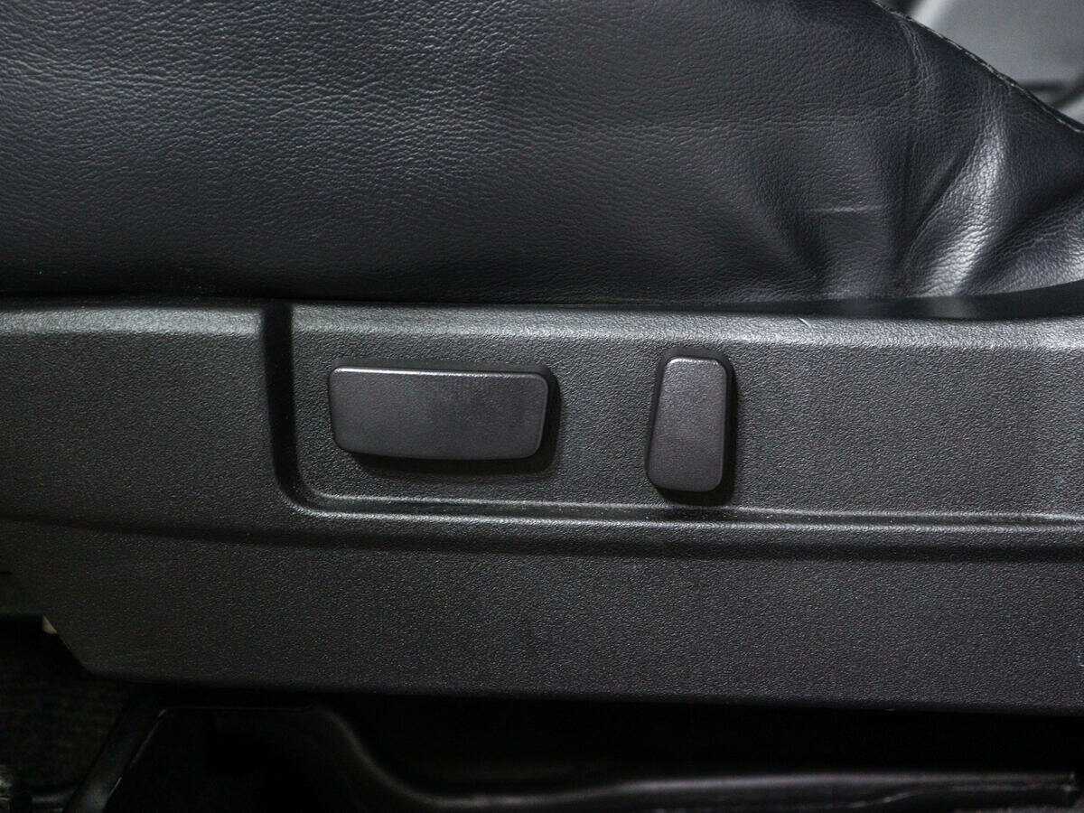 Mitsubishi Pajero Sport с пробегом — 2012 год. Фото: #12