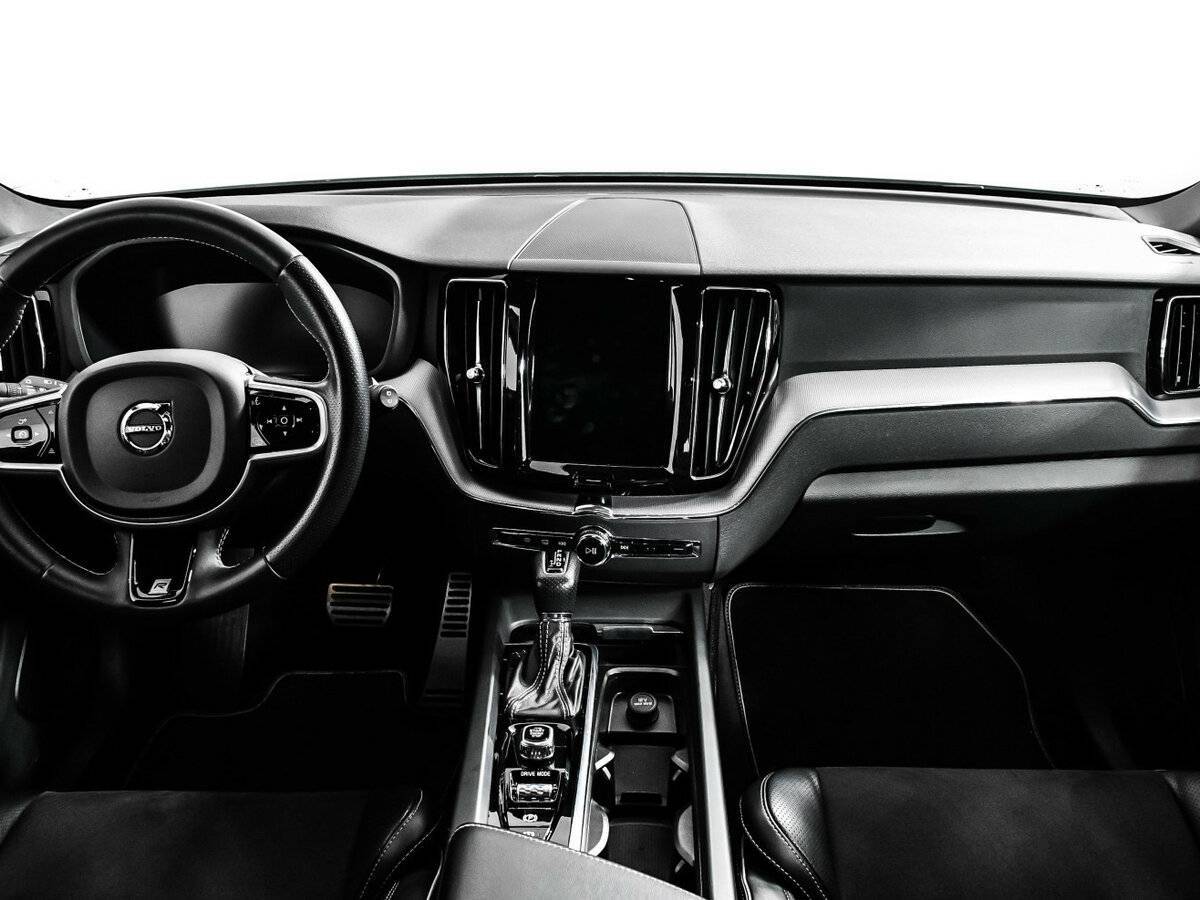 Volvo XC60 с пробегом — 2018 год. Фото: #10