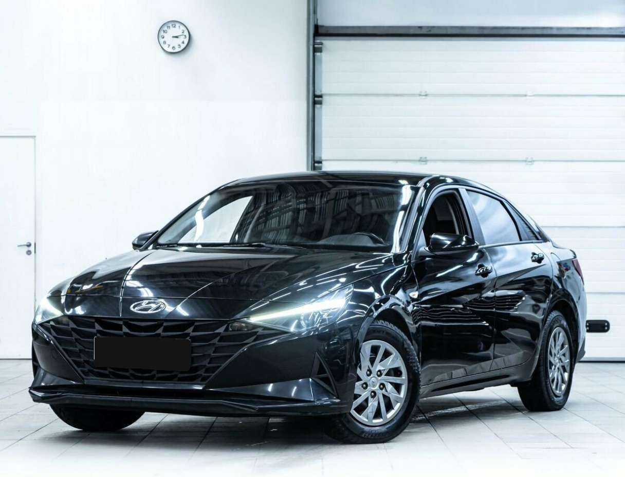 Hyundai Elantra с пробегом — 2021 год. Фото: #0