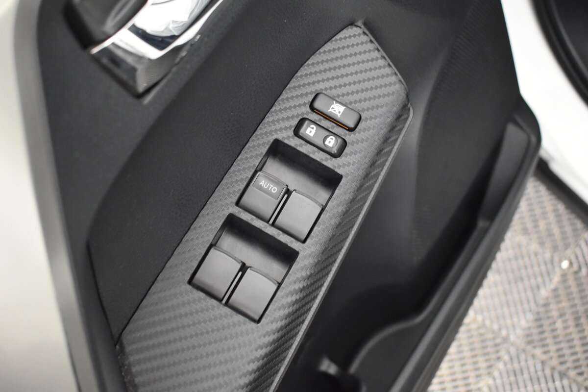 Toyota RAV4 с пробегом — 2013 год. Фото: #7