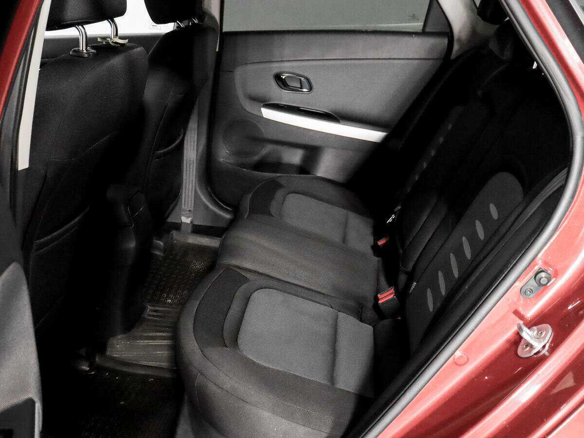 Kia Ceed с пробегом — 2014 год. Фото: #9