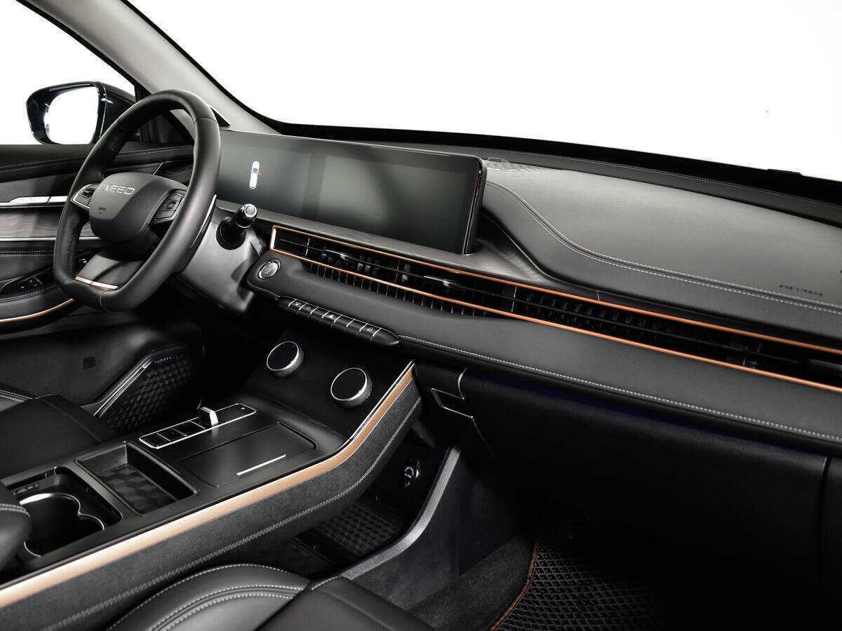 EXEED LX с пробегом — 2023 год. Фото: #8