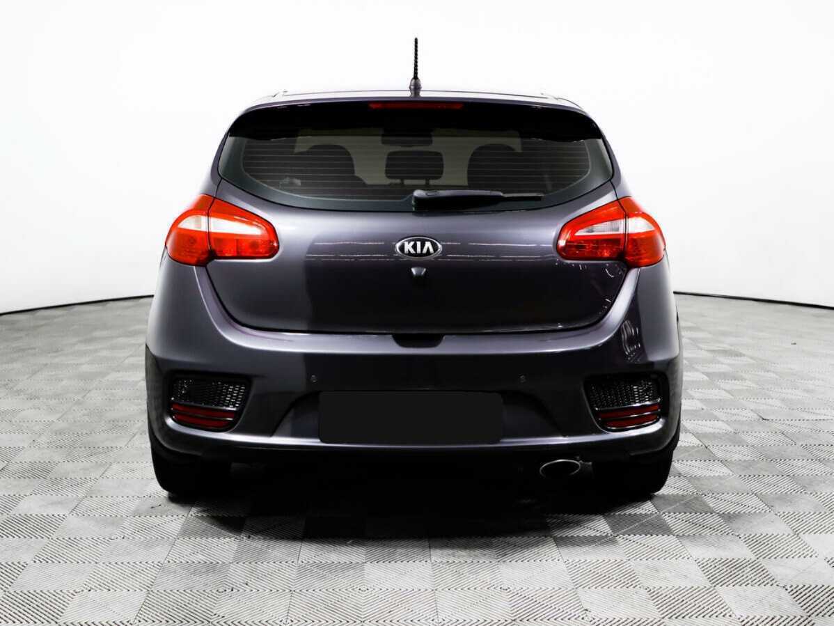 Kia Ceed с пробегом — 2015 год. Фото: #5