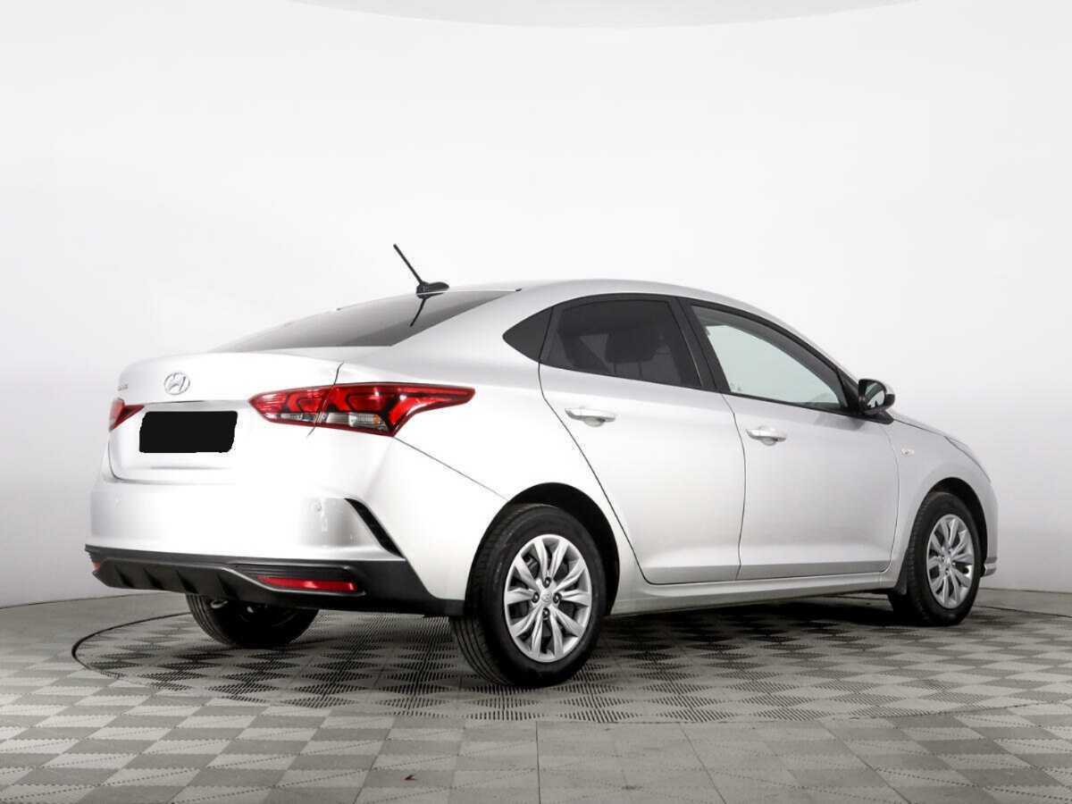 Hyundai Solaris с пробегом — 2021 год. Фото: #3