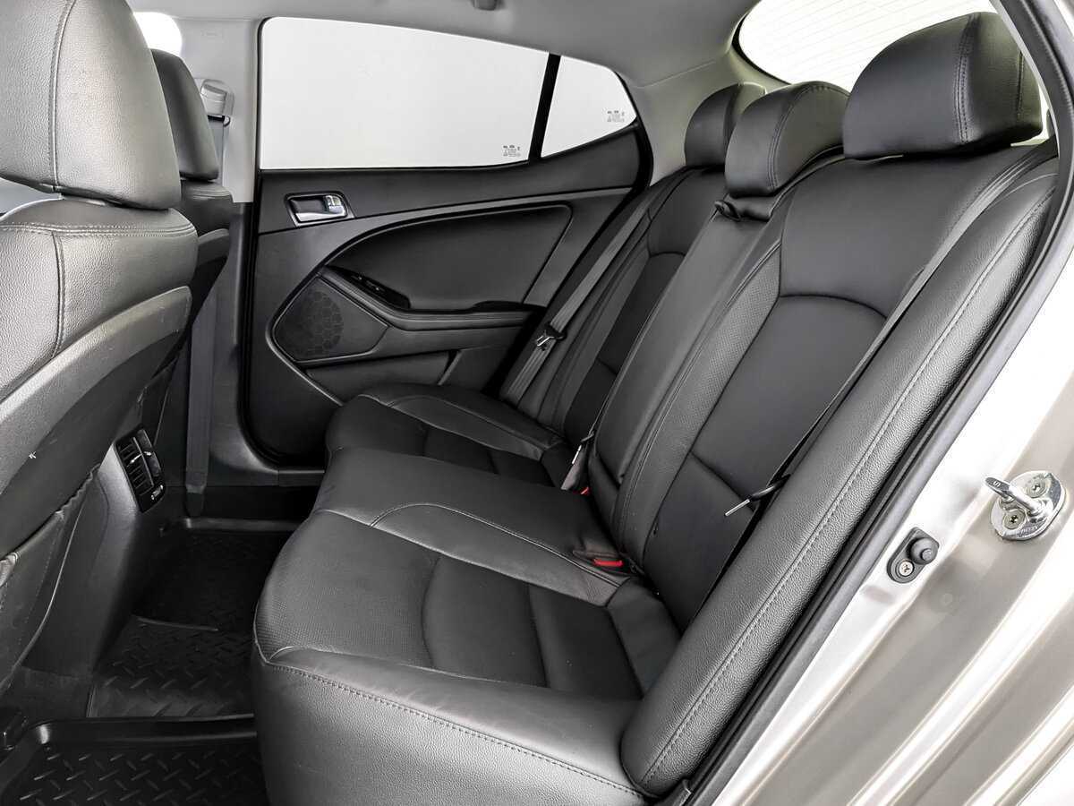 Kia Optima с пробегом — 2014 год. Фото: #11