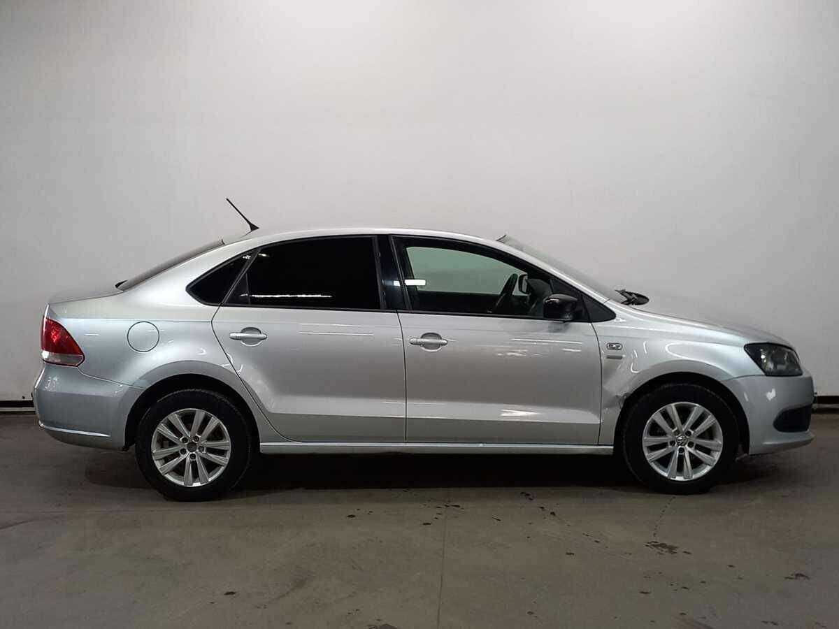 Volkswagen Polo с пробегом — 2013 год. Фото: #3